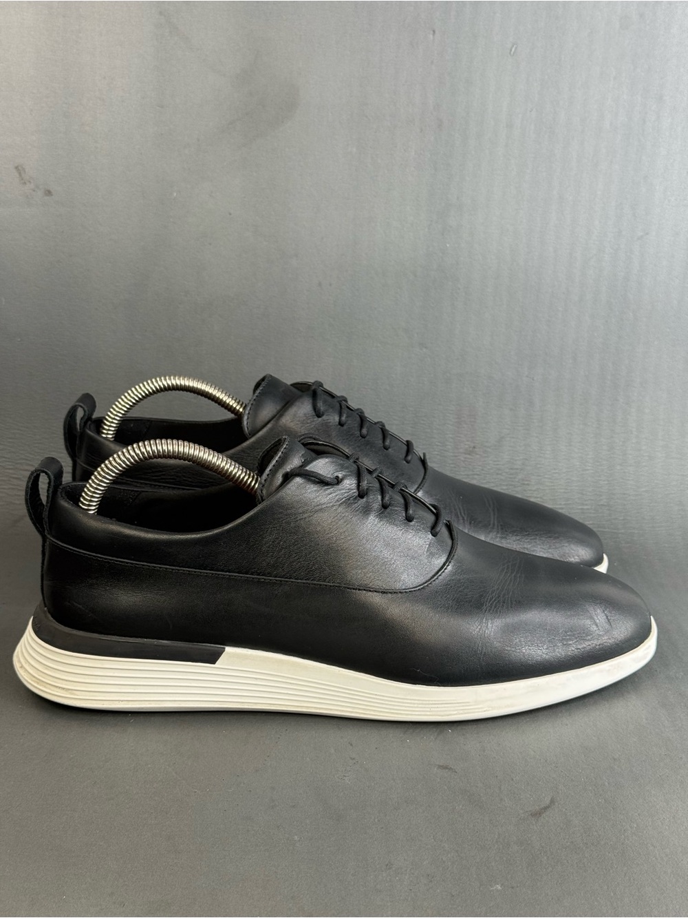 Wolf & Shepherd Men's Crossover Derby Elite Oxford sneaker shoes size 9.5